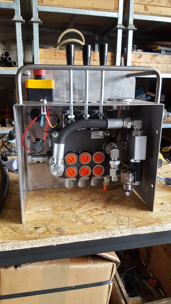 Hydraulic Valve Chest Unit Bedrock.ie Cork, Ireland